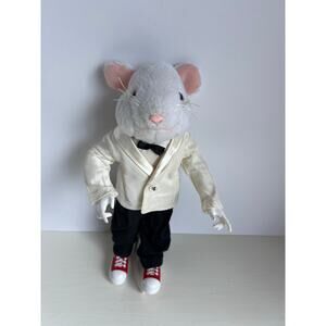 stuart little plush toy in Tuxedo 1999 use
